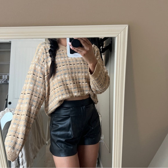 Sweater - Picture 2 of 3